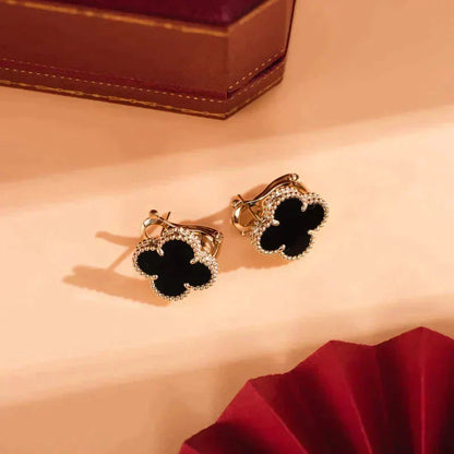 [⭐Hyrra Jewelry]CLOVER MEDIUM 1 MOTIFS  ONYX STUD EARRINGS