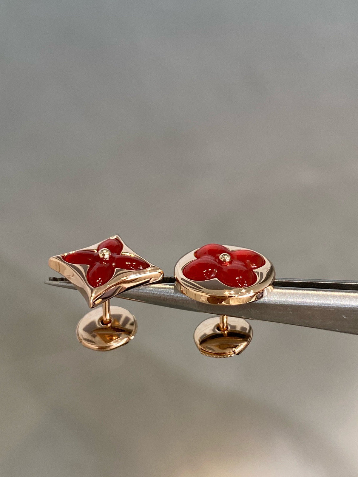 [⭐Hyrra Jewelry]STAR AND SUN PINK GOLD CARNELIAN STUD EARRINGS