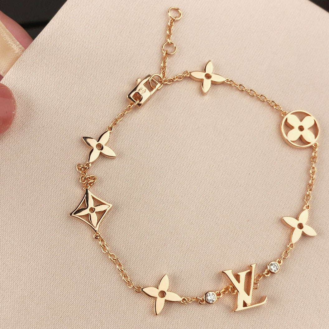 [⭐Hyrra Jewelry]STAR AND SUN 7 MOTIFS GOLD BRACELET