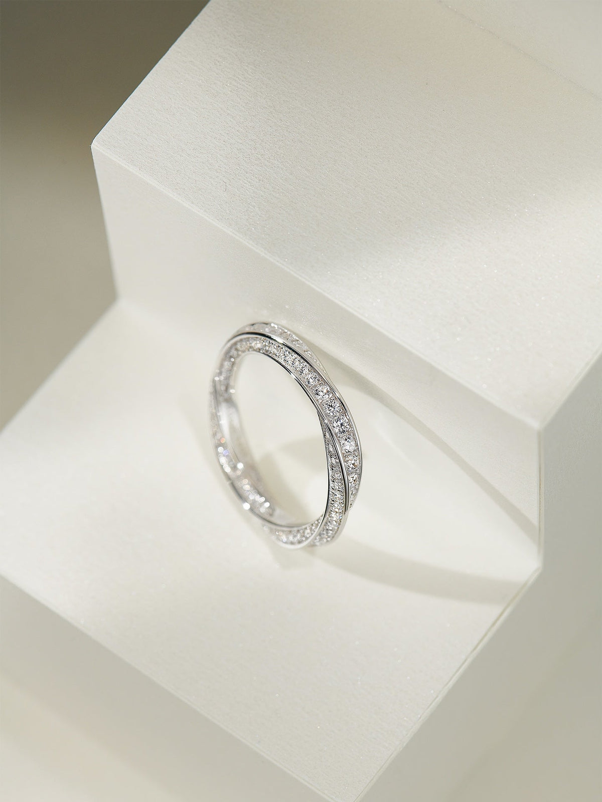 [Hyrra Jewelry]SPIRAL DIAMOND RING