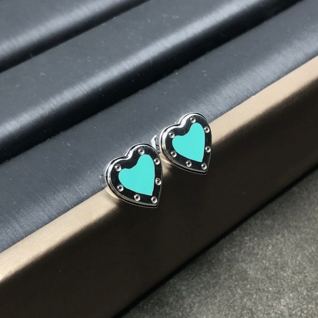 [Hyrra Jewelry]HEART STUD SILVER EARRINGS