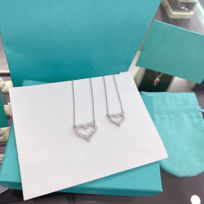 [Hyrra Jewelry]HEART-SHAPED DIAMOND NECKLACE