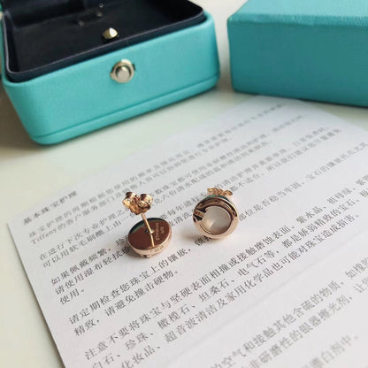 [Hyrra Jewelry]PEARL CIRCLE EARRINGS MOTHER