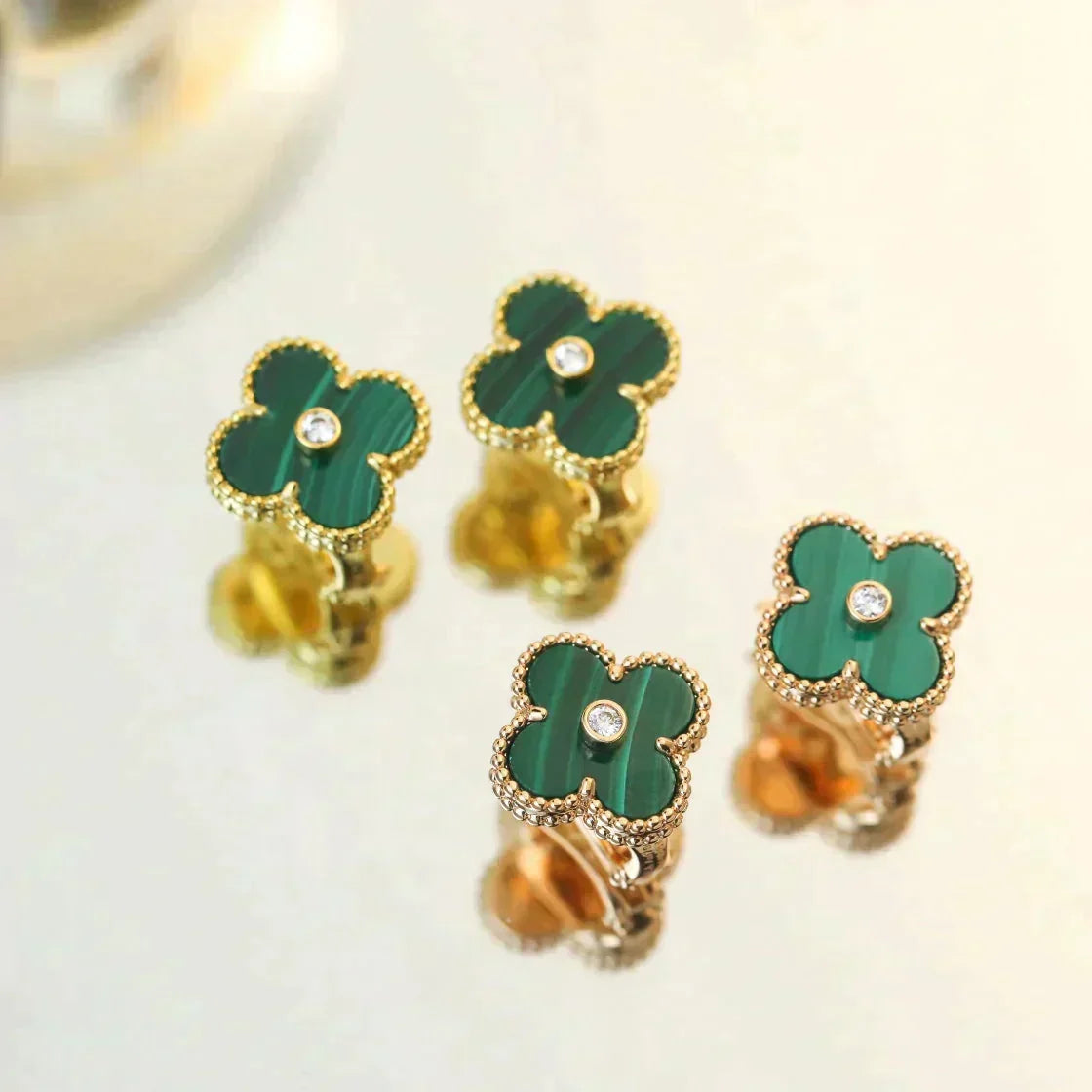[⭐Hyrra Jewelry]CLOVER MEDIUM 1 MOTIFS MALACHITE DIAMOND EARRINGS