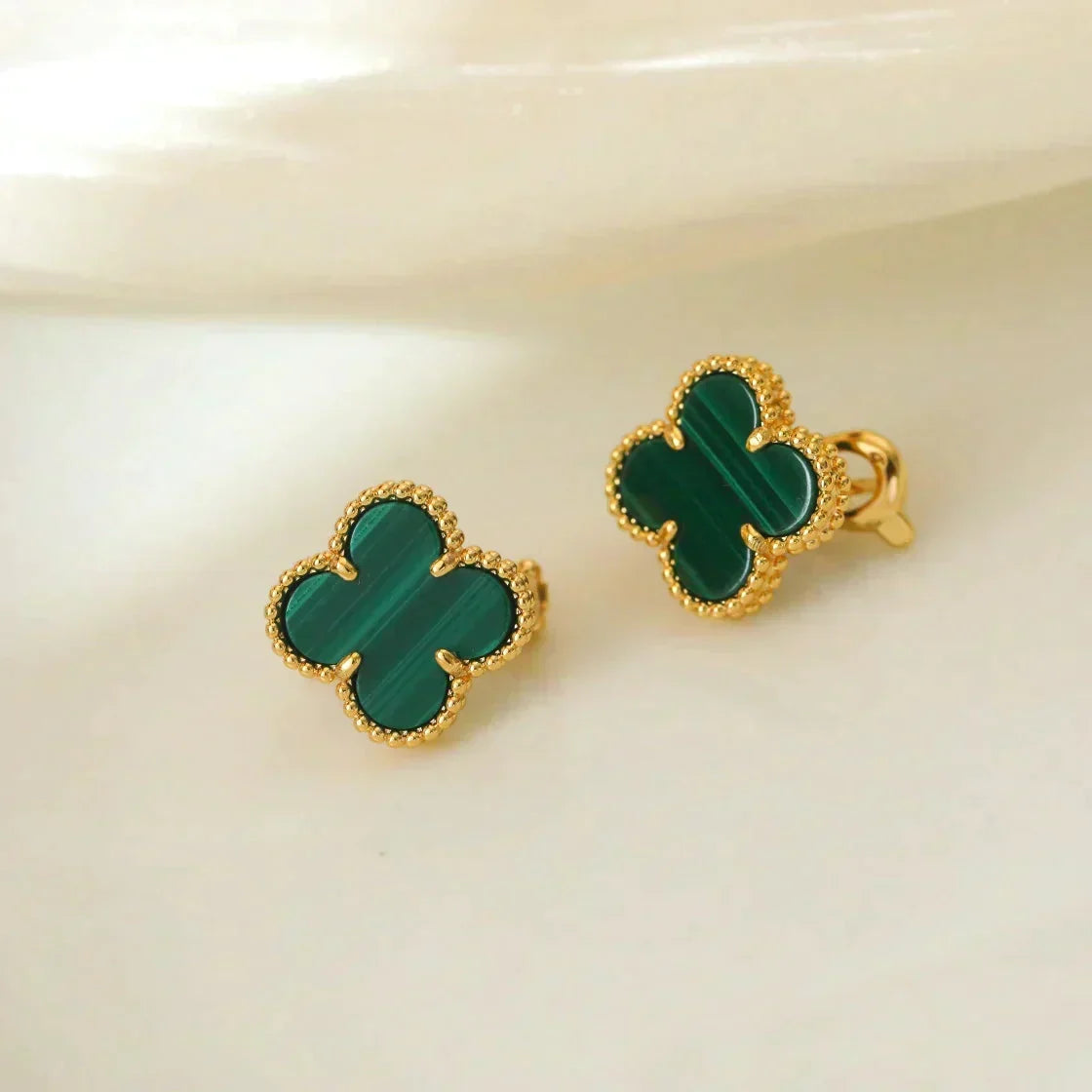 [⭐Hyrra Jewelry]CLOVER MEDIUM 1 MOTIFS MALACHITE  EARRINGS