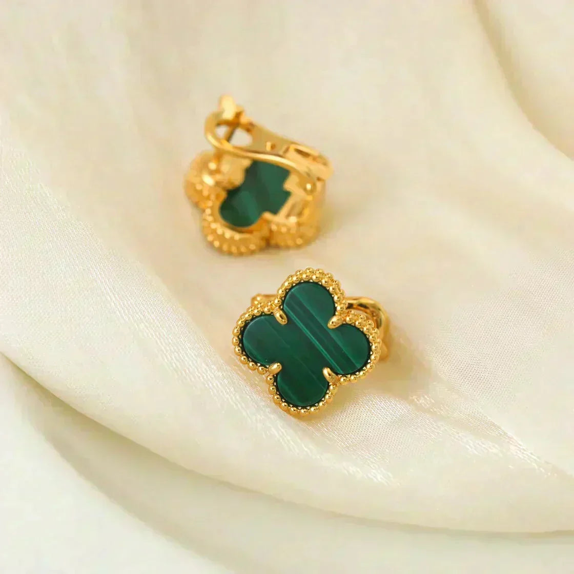 [⭐Hyrra Jewelry]CLOVER MEDIUM 1 MOTIFS MALACHITE  EARRINGS