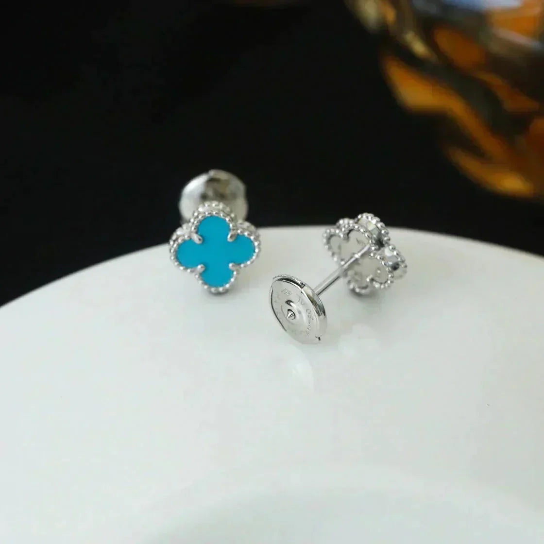 [⭐Hyrra Jewelry]CLOVER MINI 9.5MM ONYX STUD EARRINGS SILVER