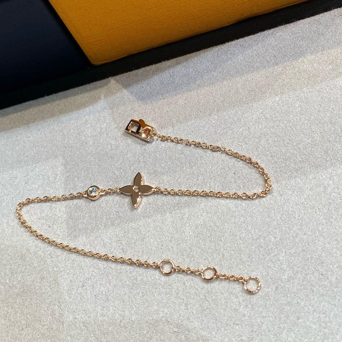 [⭐Hyrra Jewelry]STAR DIAMOND PINK GOLD BRACELET