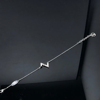 [⭐Hyrra Jewelry]VOLT LV LOGO BRACELET