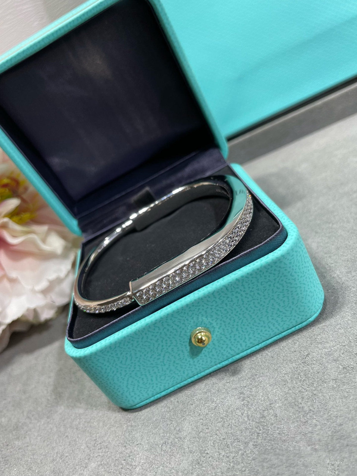 [Hyrra Jewelry]LOCK BRACELET DIAMOND PAVED