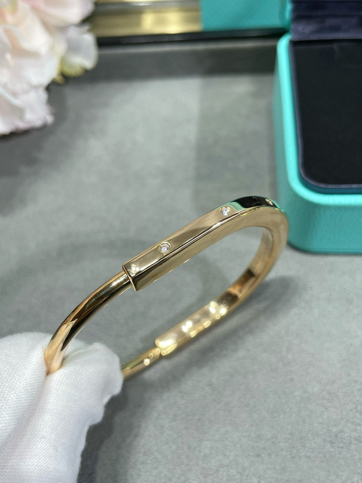 [Hyrra Jewelry]LOCK BRACELET 8 DIAMOND
