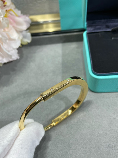 [Hyrra Jewelry]LOCK BRACELET 8 DIAMOND