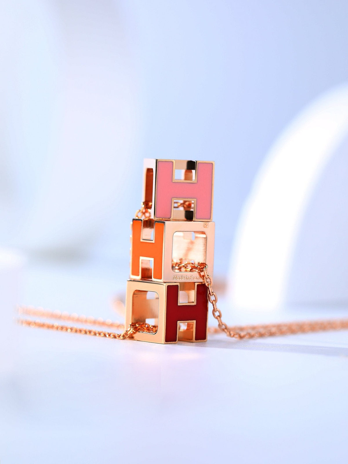 [⭐Hyrra Jewelry]H CAGE PINK GOLD NECKLACE