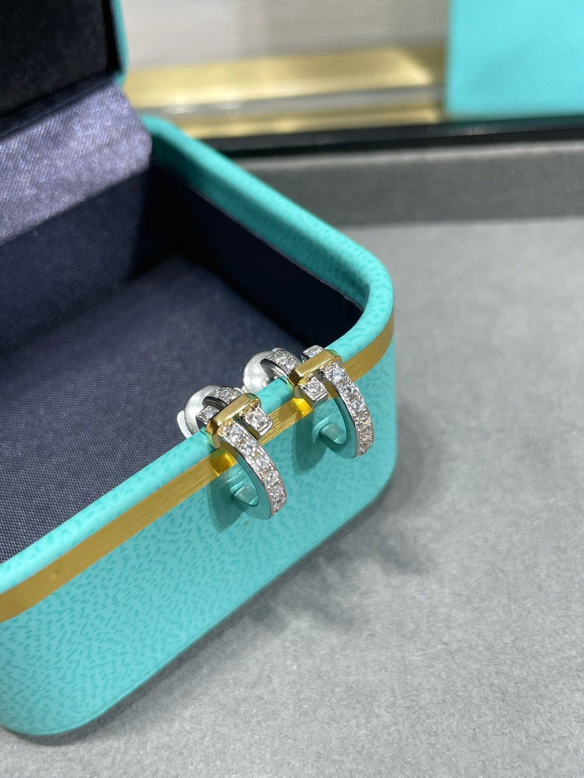 [Hyrra Jewelry]EDGE DIAMOND PINK GOLD EARRINGS