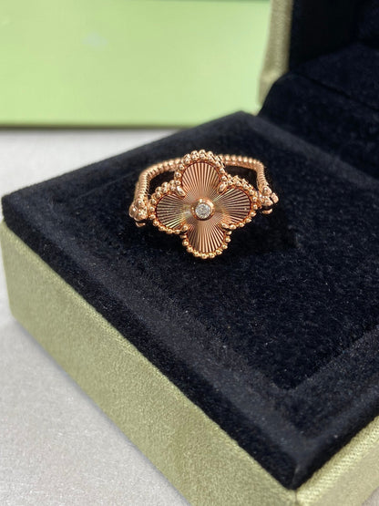 [⭐Hyrra Jewelry]CLOVER RIVERSIBLE ROSE GOLD RING