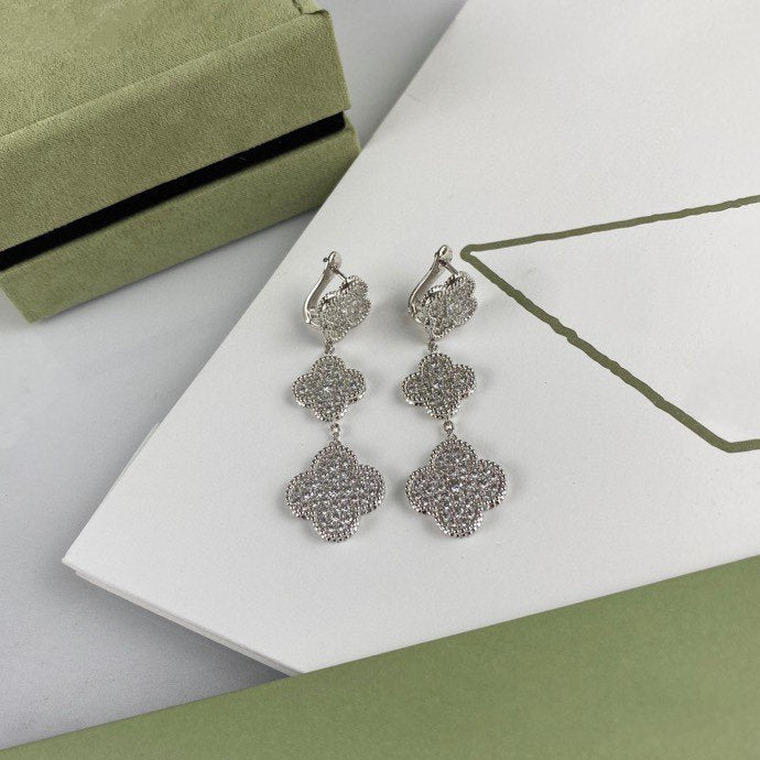[⭐Hyrra Jewelry]CLOVER 3 MOTIF DIAMOND SILVER DROP EARRINGS
