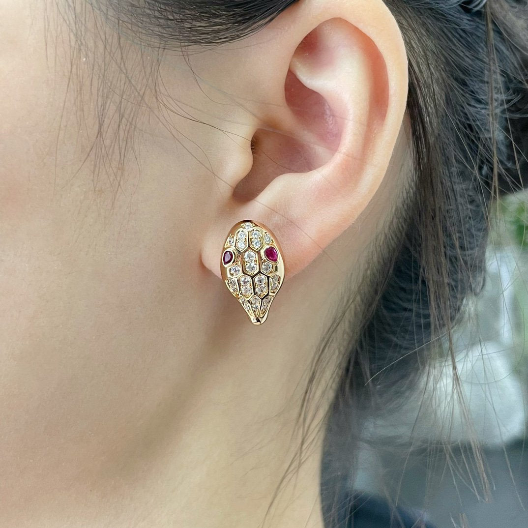 [⭐Hyrra Jewelry]SERPENT DIAMOND STUD EARRINGS