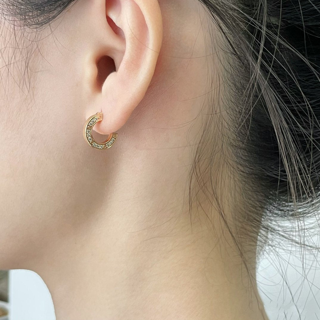 [⭐Hyrra Jewelry]LOVE DIAMOND EARRINGS