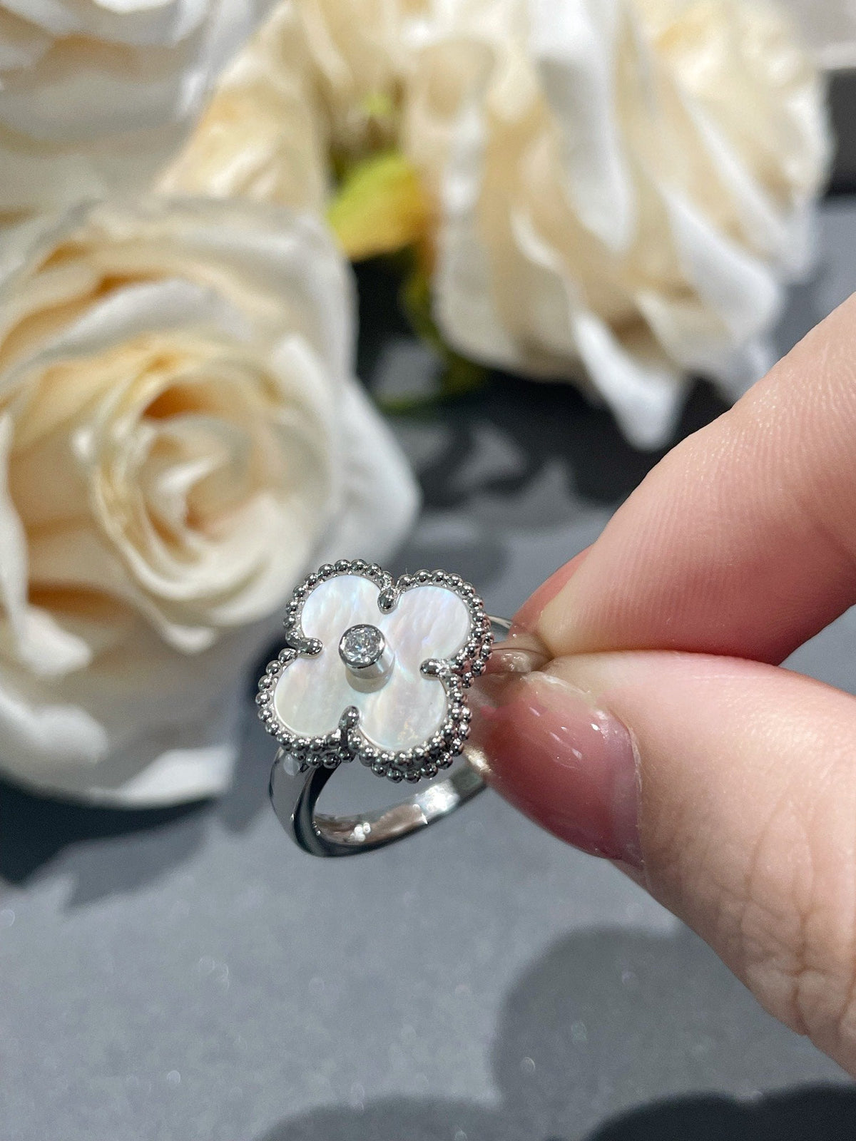[⭐Hyrra Jewelry]CLOVER SILVER MOP DIAMOND RING