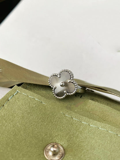 [⭐Hyrra Jewelry]CLOVER SILVER RING