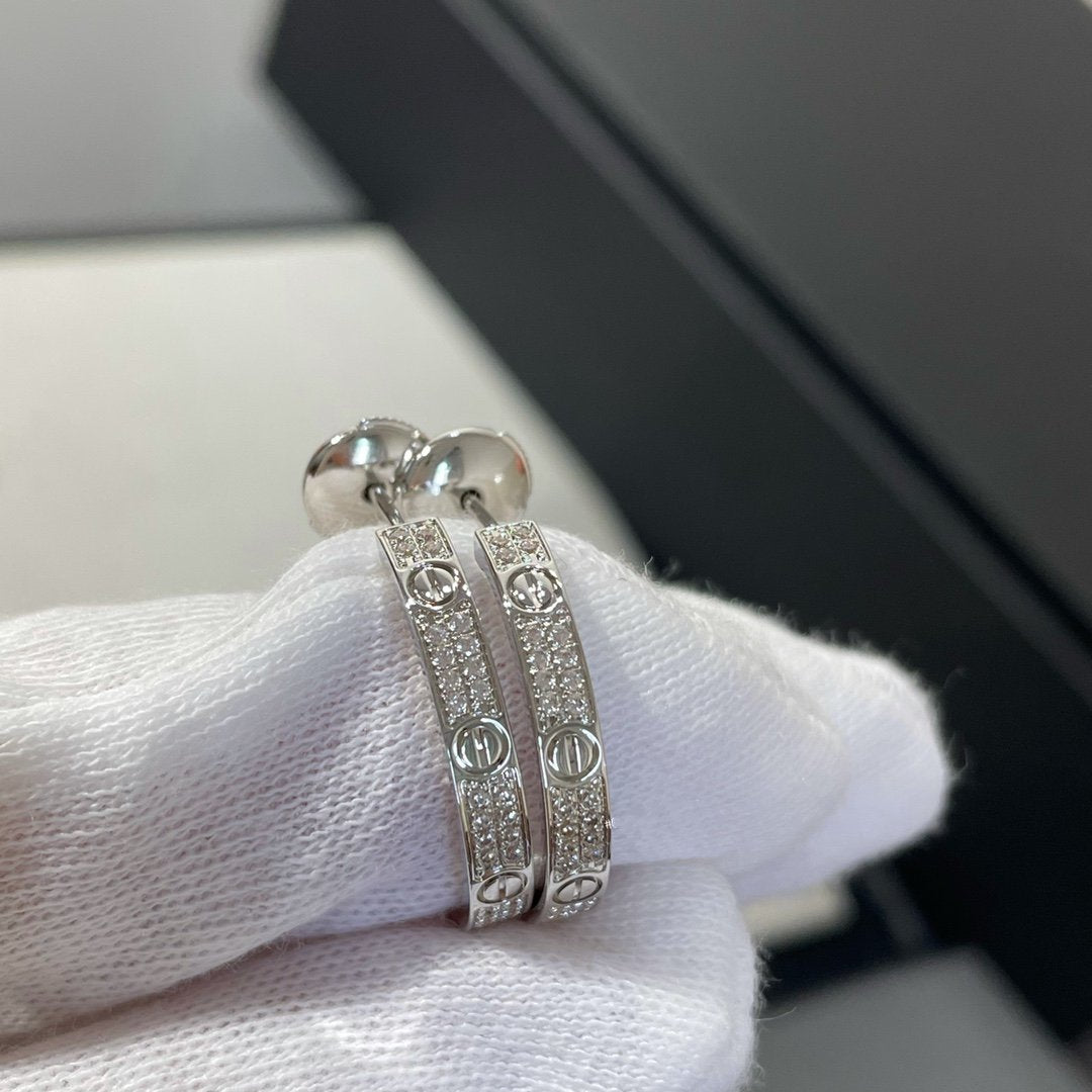 [⭐Hyrra Jewelry]LOVE DIAMOND SILVER HOOP EARRINGS