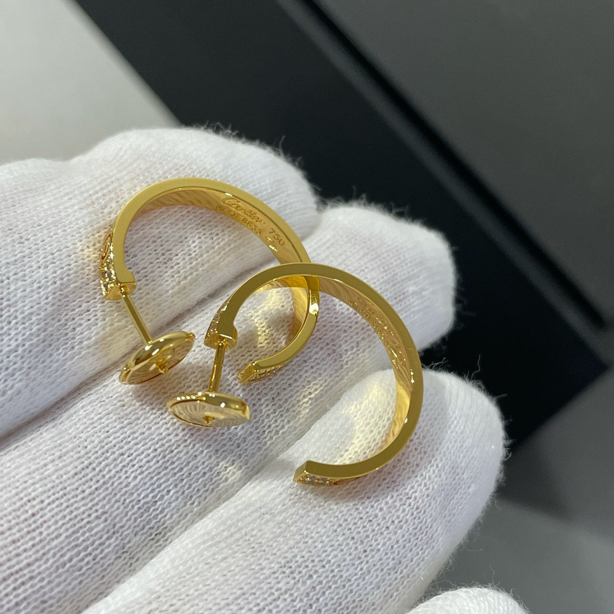 [⭐Hyrra Jewelry]LOVE DIAMOND GOLD HOOP EARRINGS