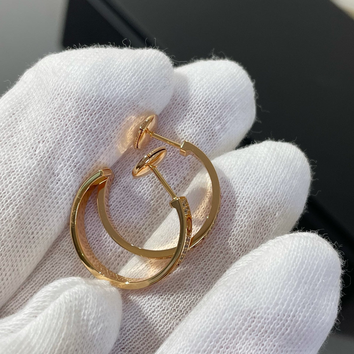 [⭐Hyrra Jewelry]LOVE DIAMOND PINK GOLD HOOP EARRINGS