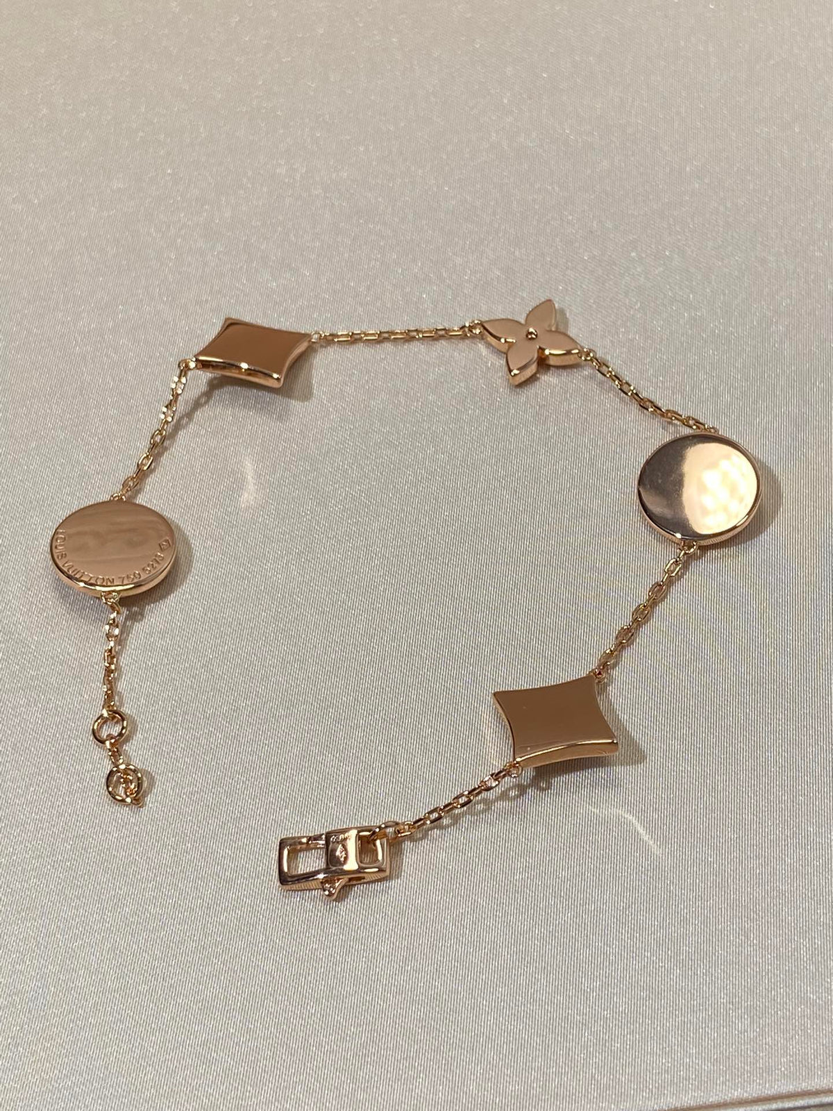 [⭐Hyrra Jewelry]STAR AND SUN 5 MOTIF MOP PINK GOLD BRACELET
