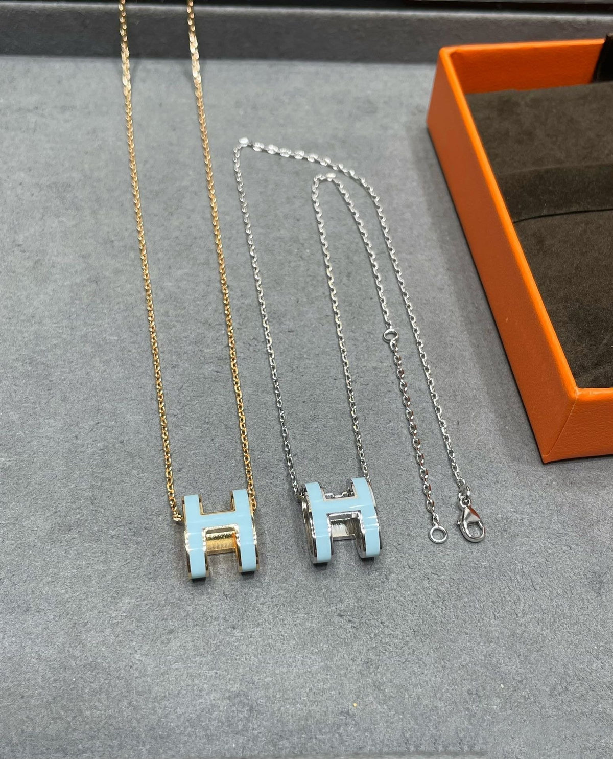 [⭐Hyrra Jewelry]POP H SKY BLUE NECKLACE