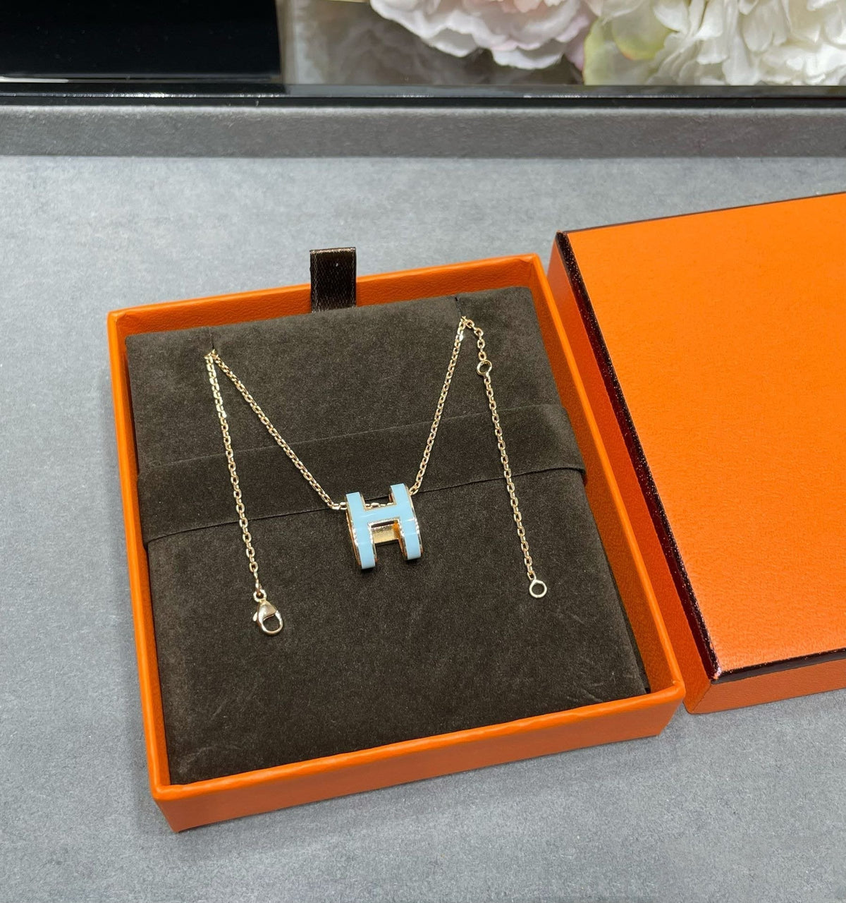 [⭐Hyrra Jewelry]POP H SKY BLUE NECKLACE