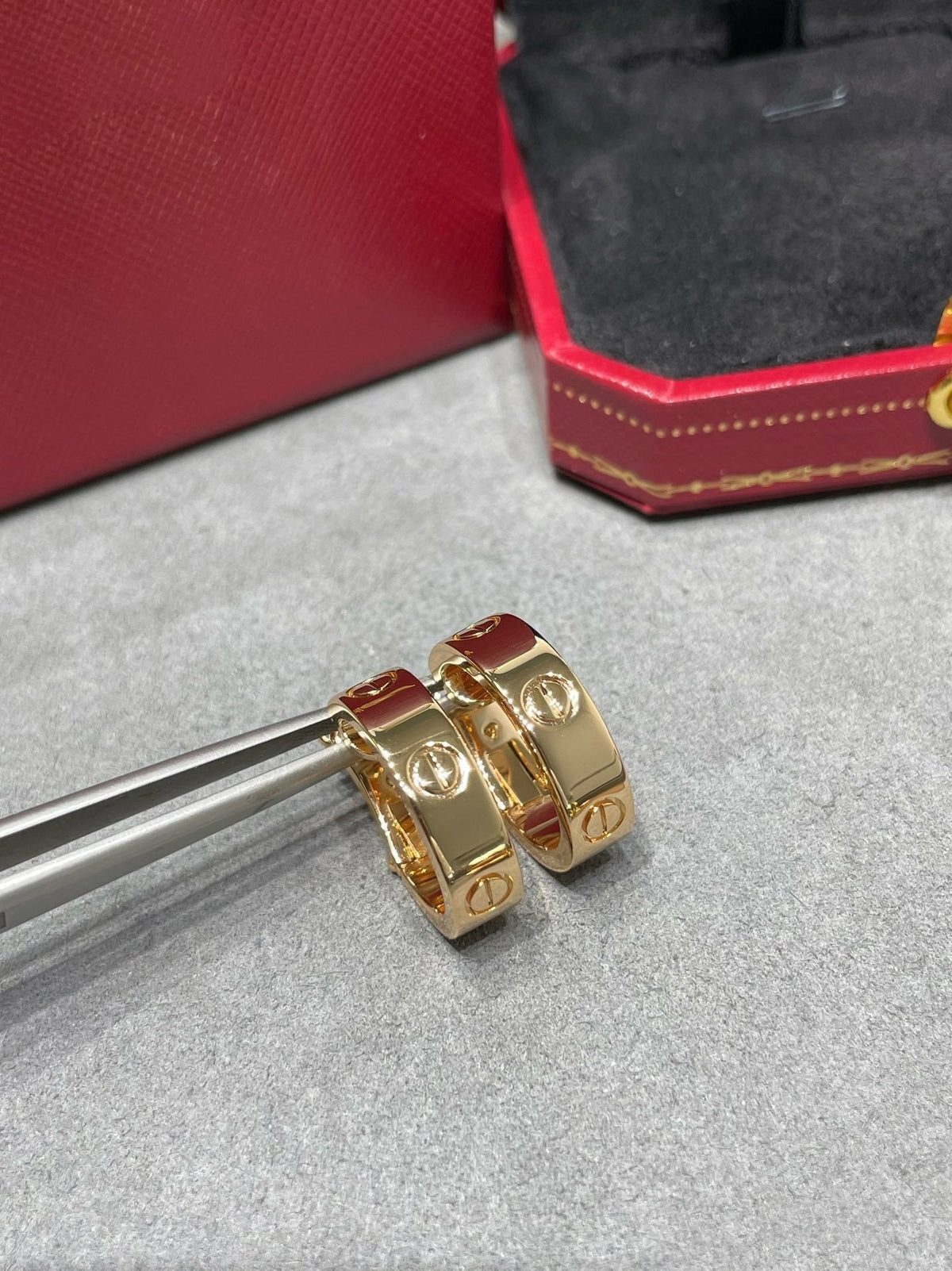 [⭐Hyrra Jewelry]LOVE 5.5MM EARRINGS