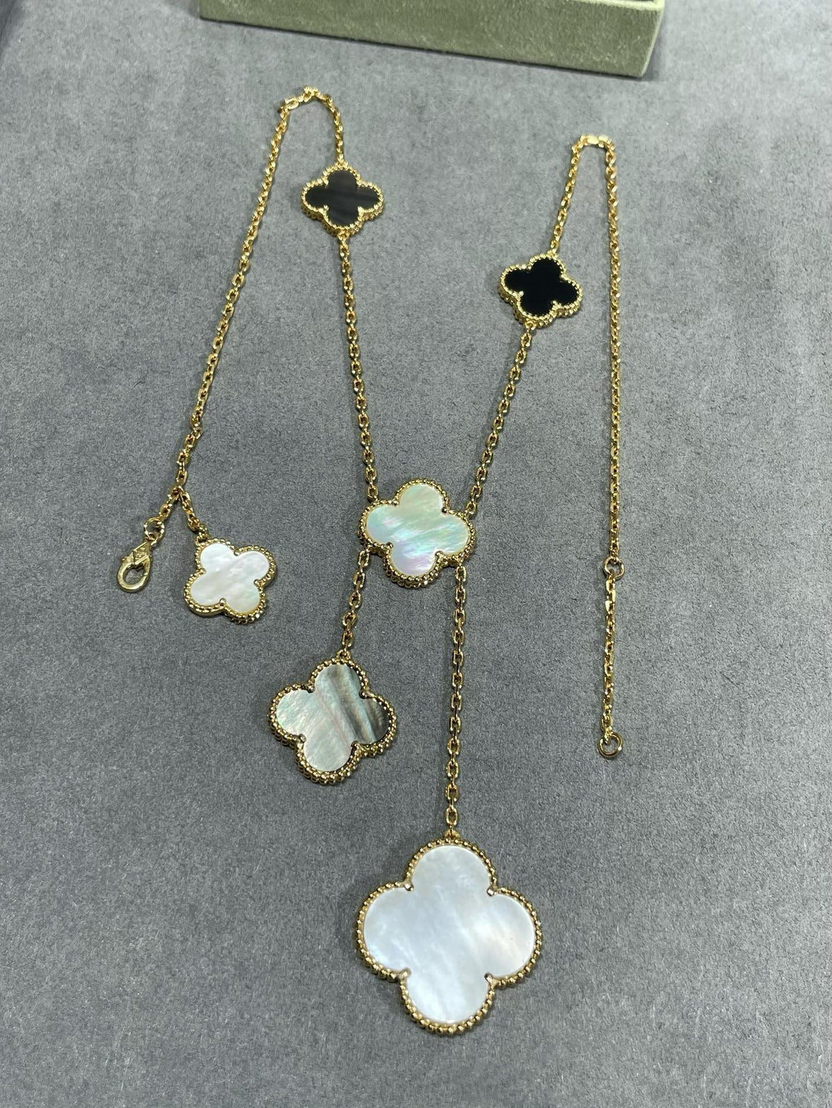 [⭐Hyrra Jewelry]CLOVER 6 MOTIF MOP ONYX GOLD NECKLACE