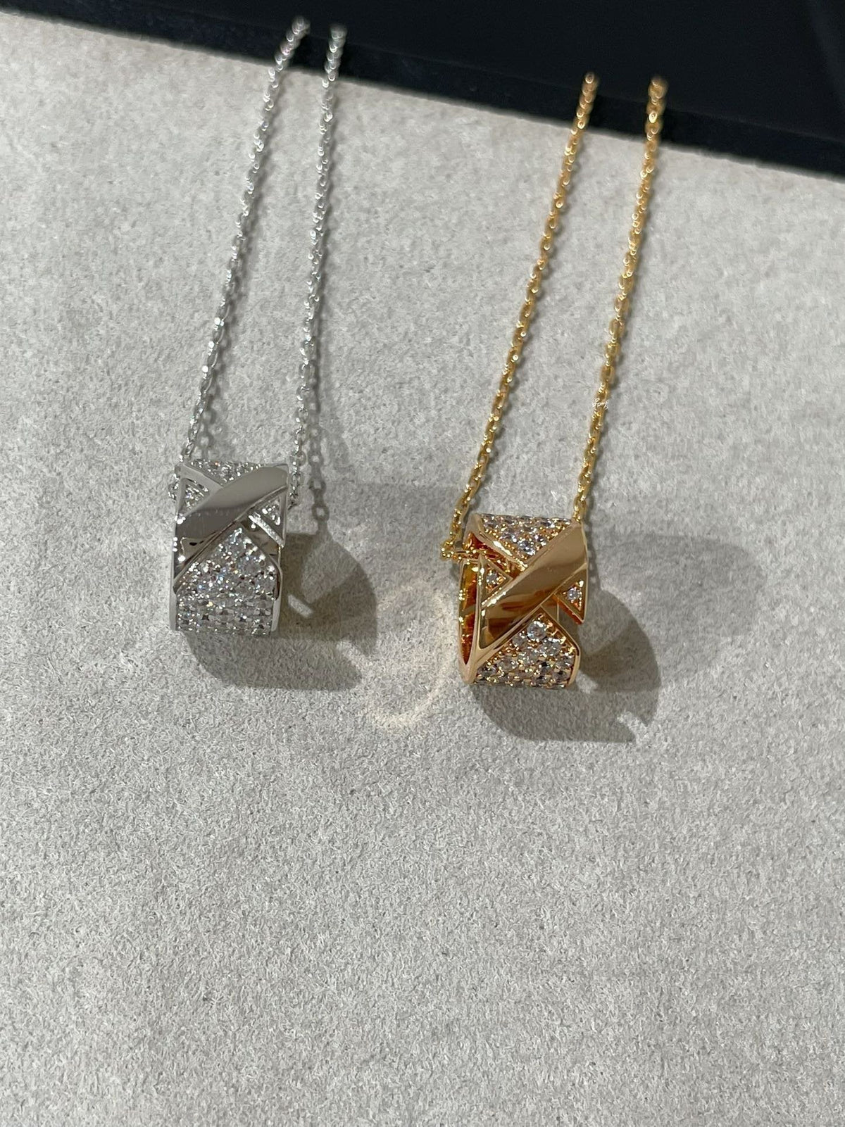 [⭐Hyrra Jewelry]LIENS EVIDENCE DIAMOND PAVED NECKLACE