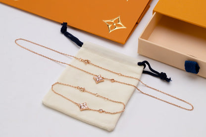 [⭐Hyrra Jewelry]STAR PINK MOP 1 DIAMOND PINK GOLD NECKLACE