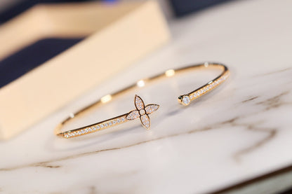 [⭐Hyrra Jewelry]IDYLLE GOLD OPEN BRACELET DIAMOND PAVED
