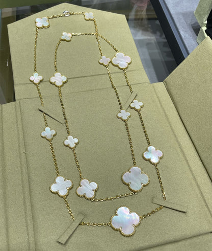 [⭐Hyrra Jewelry]CLOVER 16 MOTIF WHITE MOP GOLD NECKLACE