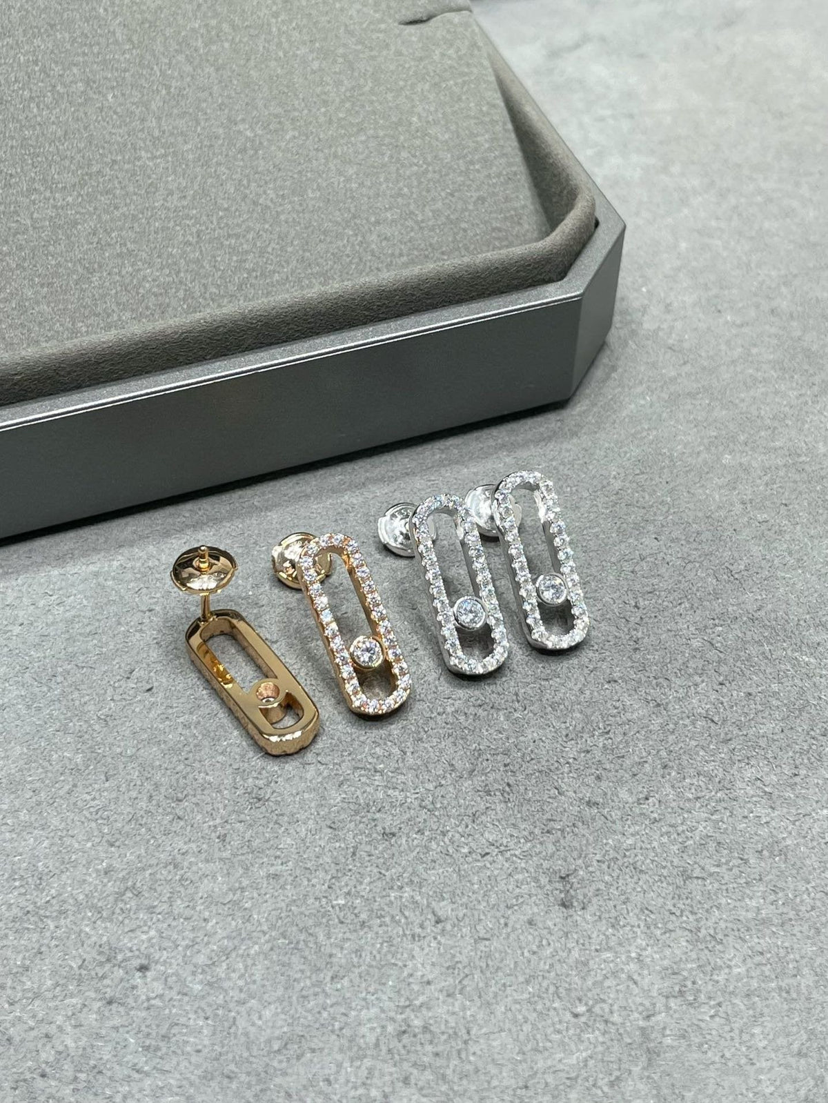 [⭐Hyrra Jewelry]MOVE UNO STUD DIAMOND PAVED EARRINGS