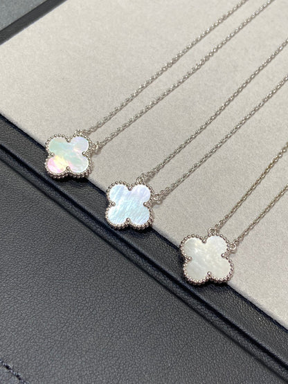 [⭐Hyrra Jewelry]CLOVER MEDIUM SILVER WHITE MOP NECKLACE