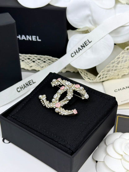 [⭐Hyrra Jewelry]26C Pink-White Enamel Ice Cream Cone Double C Brooch