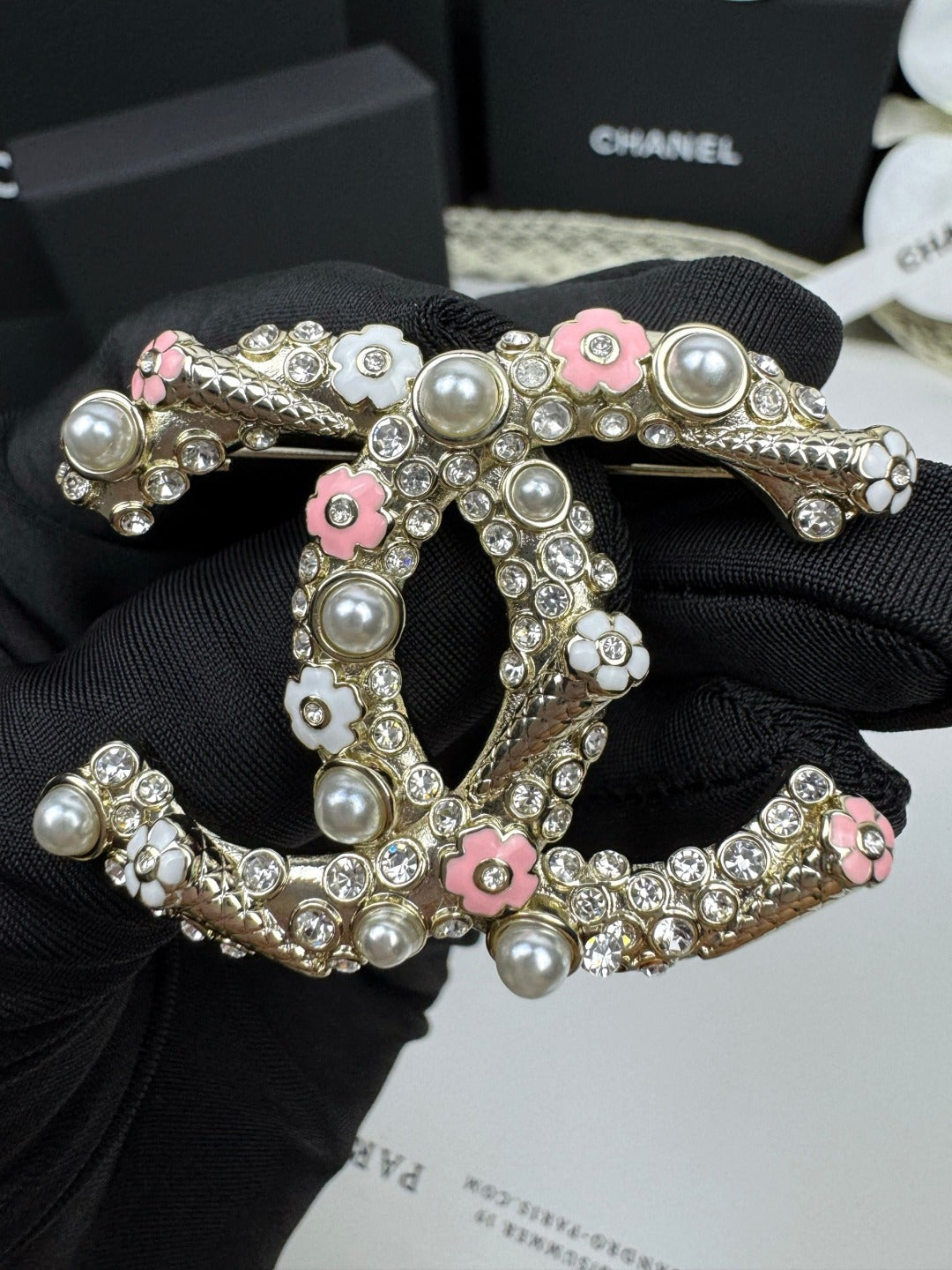 [⭐Hyrra Jewelry]26C Pink-White Enamel Ice Cream Cone Double C Brooch