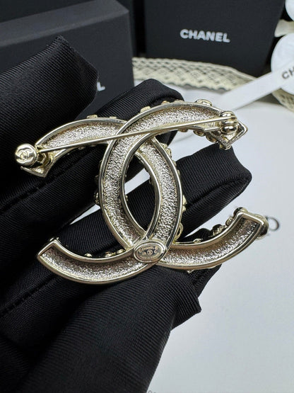 [⭐Hyrra Jewelry]26C Pink-White Enamel Ice Cream Cone Double C Brooch