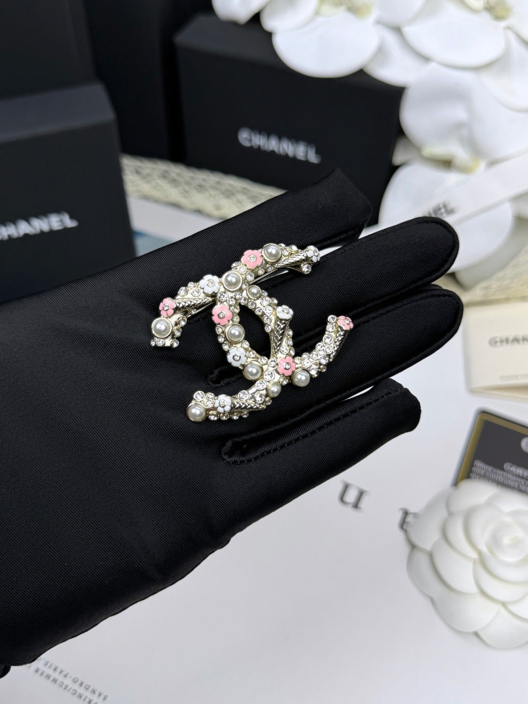 [⭐Hyrra Jewelry]26C Pink-White Enamel Ice Cream Cone Double C Brooch