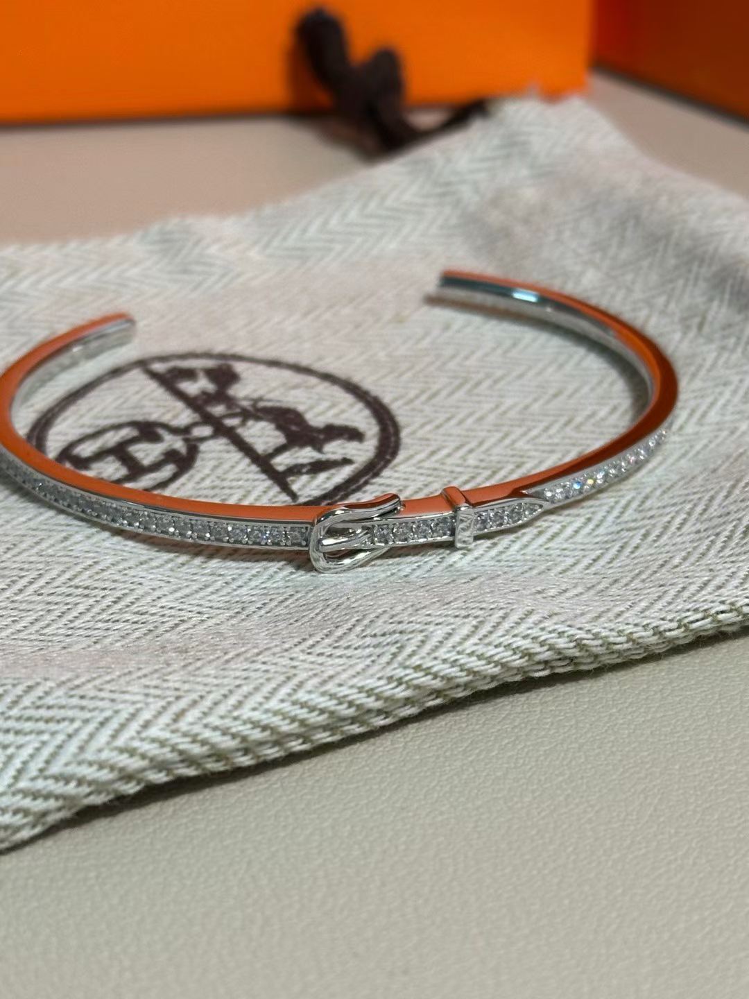 [⭐Hyrra Jewelry]DIAMOND-ENCRUSTED BRACELET THREE COLORS