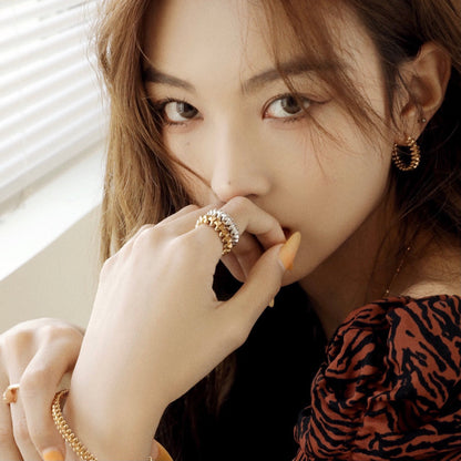 [⭐Hyrra Jewelry]CLASH SMALL HOOP EARRINGS