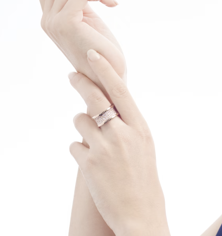 [⭐Hyrra Jewelry]ZERO 1 WITH PAVED DIAMONDS ON THE SPIRAL RING