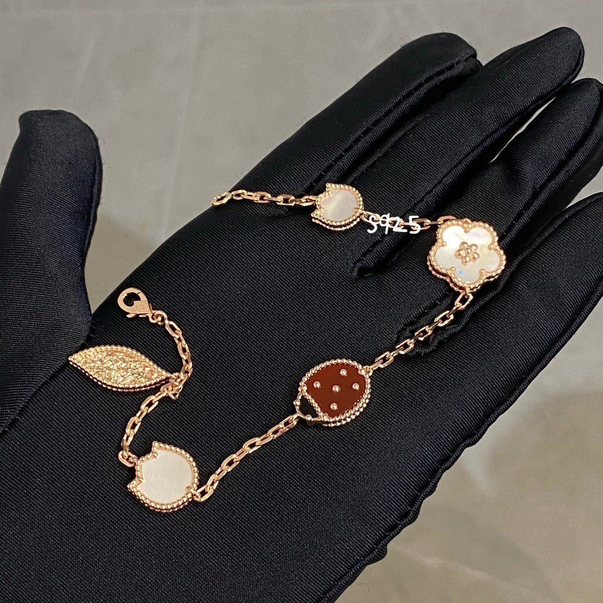 [⭐Hyrra Jewelry]LUCKY SPRING 5 MOTIF BRACELET