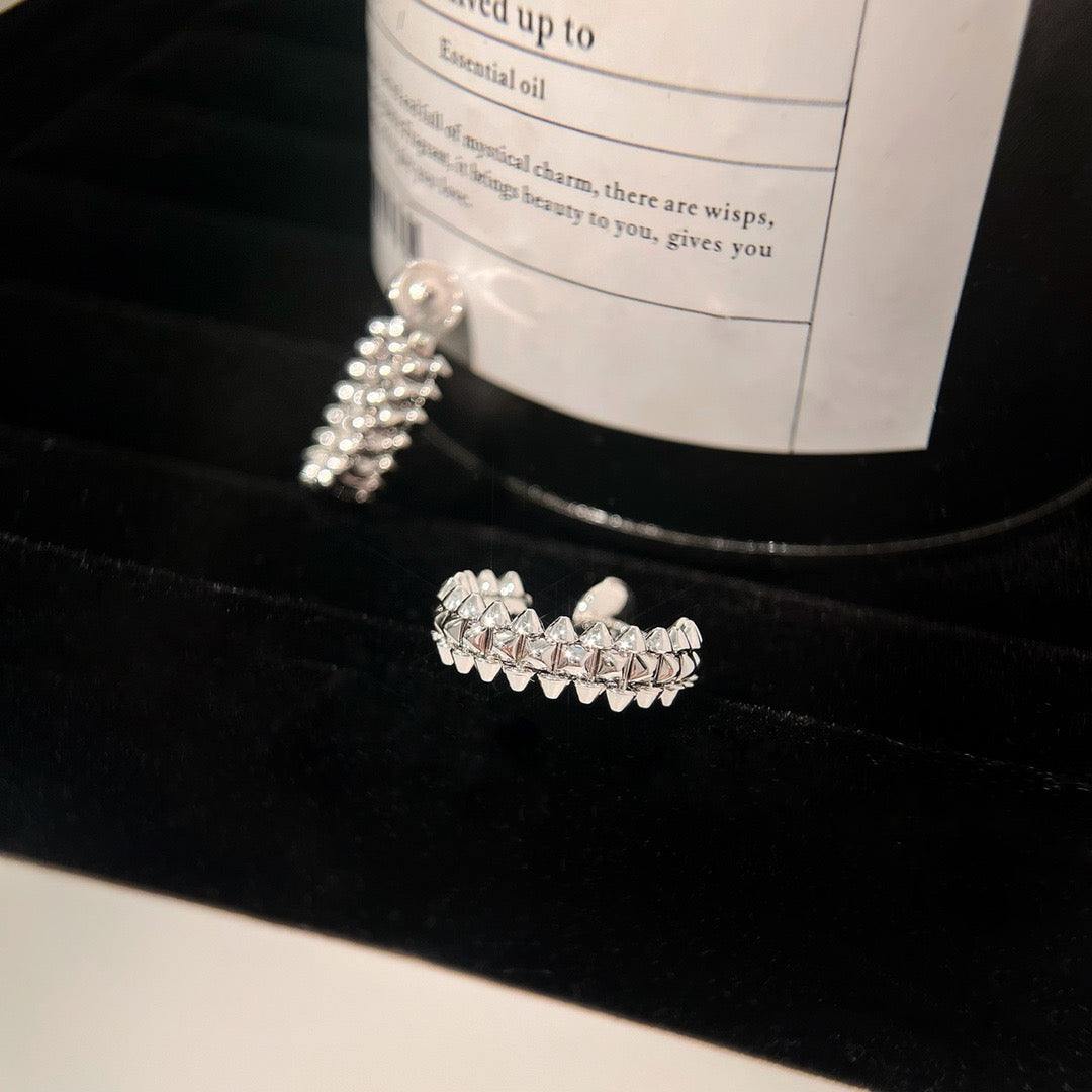[⭐Hyrra Jewelry]CLASH SMALL HOOP EARRINGS