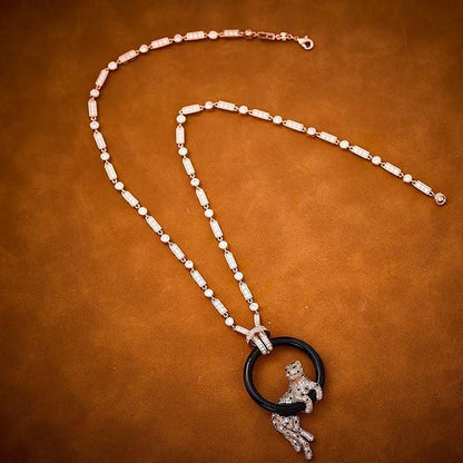 [⭐Hyrra Jewelry jewelrys]NEW BLACK CIRCLE PANTHER FULL DIAMOND NECKLACE