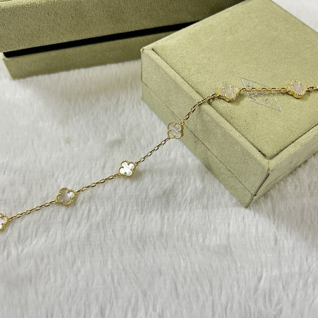 [⭐Hyrra Jewelry]CLOVER 6 MOTIF WHITE MOP BRACELET