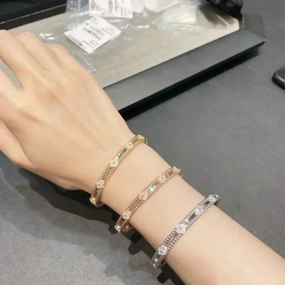 [⭐Hyrra Jewelry]CLOVER BRACELET 4MM DIAMONDS